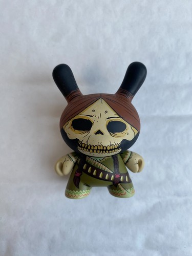 Kidrobot dunny azteca - 3",