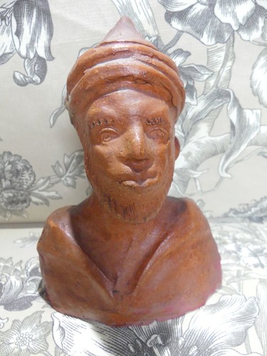 Maroc sculpture terre cuite - en,
