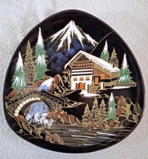 assiette émaux de longwy Chalet Montagne Sous La Neige  grand feu