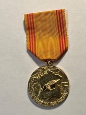 Médaille Aux réfractaires Guerre 1939-1945 (158-48/P10)