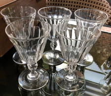 Série 5 grands verres cristal modèle baccarat XIXéme Gondole section hexagonale