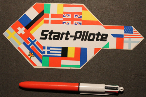Autocollant sticker - /,