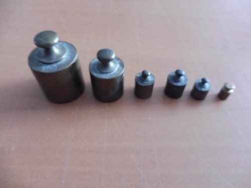 Serie petit poids ancien - petit,