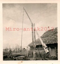 Photo, WW2. N.K.P. 2/2 Ostrow/RUS 1942 : fontaine à tirer avec arbre oscillan...