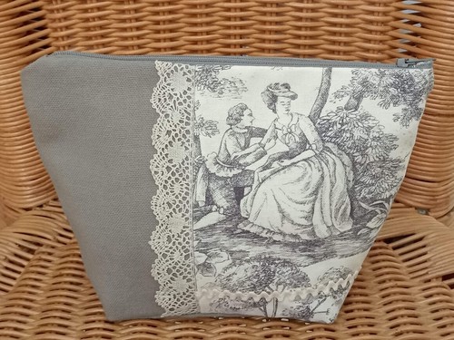 Trousse pochette faite - trousse,