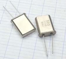 2x SDQ Quartz Oscillateur
