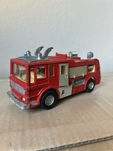 Dinky toys pompier - dinky,