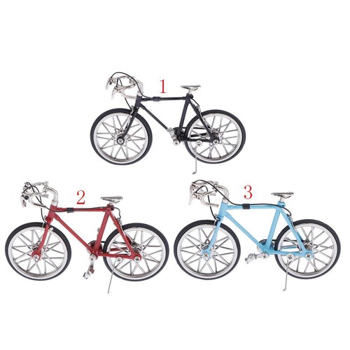 Vélo miniature montagne - montagne, en