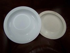 Lot 2 Plats creux ronds Faïence Blanche Anciens