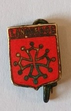 écussons BROCHE ANCIENNE