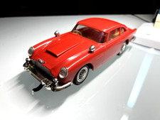 SUPERBE ASTON MARTIN DB5 James