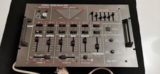 Table de mixage analogique