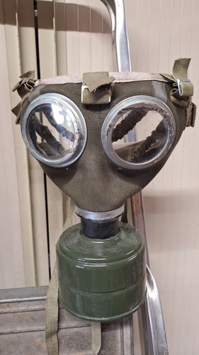 Masque gaz style ww2 - à,