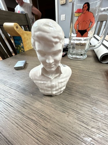 Small white elvis presley - ,