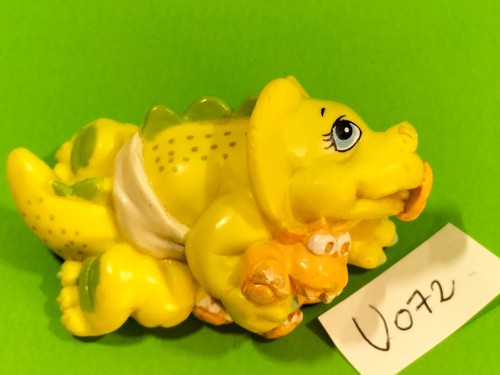Figurine u072 baby - u072:,
