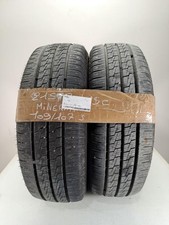 Pneu 215/70 R15 107 S AUTRES