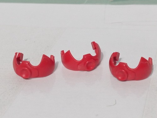 Playmobil masques rouges - x3,