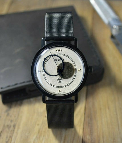 Homme ancien regarder raketa - ancien,