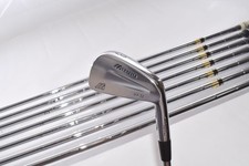 Set de 8 fers forgés Mizuno