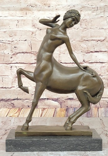 Femelle centaure mythologique - centaure,