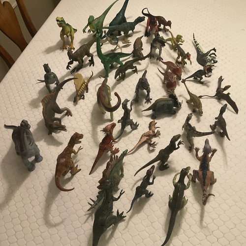 Lot dinosaur toy - lot, of