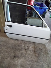 Porte avant Droite Peugeot 205 , 3 Portes Année 1998