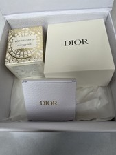 DIOR magnifique Lot , 1 Boite, 1 Trousses ,1  porte clé céramique…neufs