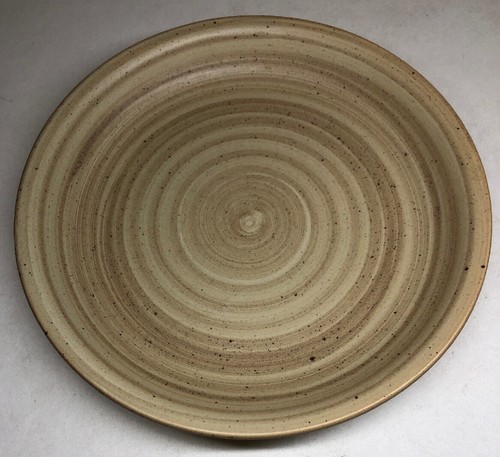 Rare grand plat rond - rare, creux