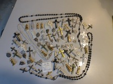 B ) lot Varié de 90 articles