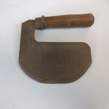 ancien hachoir a main a viande ou herbes