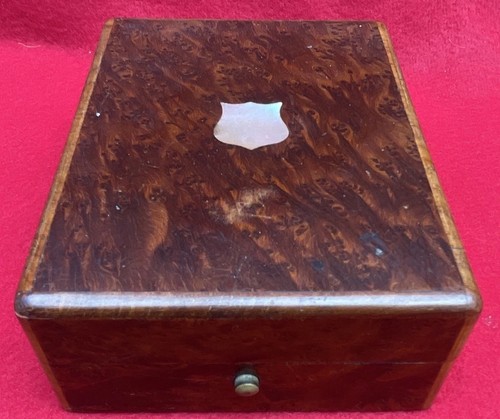Ancien petit coffret - , bois