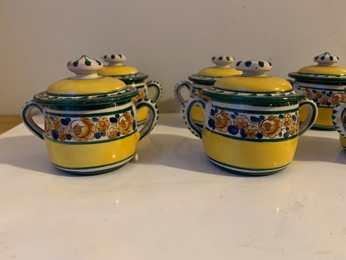 Anciens petits pots à - 6,