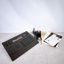 Roland R-8 Human Rhythm