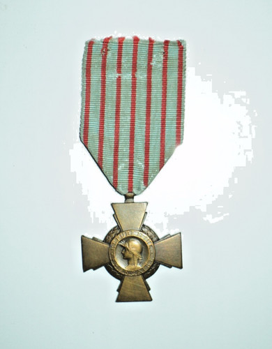 Médaille croix combattant - du,