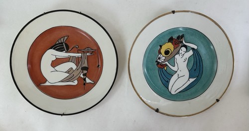 Ancienne paire assiettes art