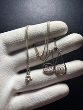 collier en argent massif , sterling 800 avec pendentif art deco forme de coeur