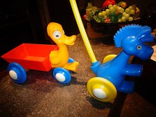 2 Anciens Jouets de Plancher