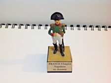 Soldat de plomb ALYMER  France  Empire Napoléon en Chasseur  sur socle 1960