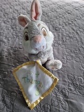 DOUDOU LAPIN PANPAN THUMPER  DISNEY STORE AVEC MOUCHOIR BLANC JAUNE -