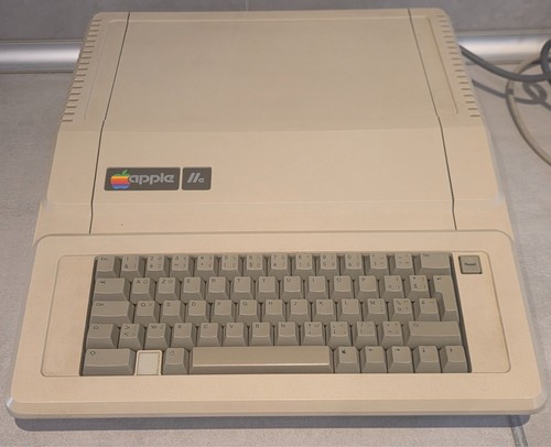 Micro ordinateur apple - ordinateur, iie