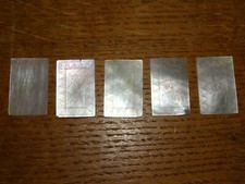 Lot de 5 Jetons Anciens Chinois en Nacre Gravés de Fleurs XVIIIème ou XIXème 3