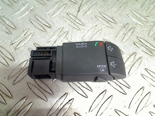 Commande radio volant - radio, au