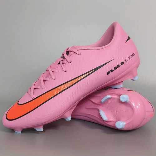 Chaussures football à - de,