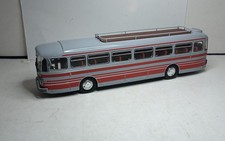 HACHETTE 1/43  BUS SAVIEM S53 LUXE BON ETAT SOUS BLISTER gé