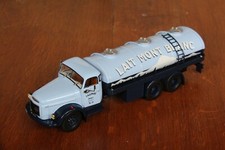 VOLVO N88 citerne LAIT MONT