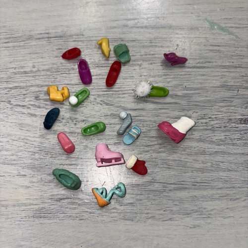 Lot mismatched singles - lot,