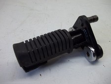 repose pied avant gauche de