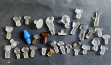 LOT 32 BOUCHON DE FLACON DE PARFUM ANCIEN VERRE ET CRISTAL COTY LALIQUE