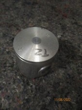 piston nu en côte + 0,25mm