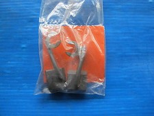2 Charbons de dynamo Ducellier pour Peugeot 204 Essence, Renault R4, R8 Export